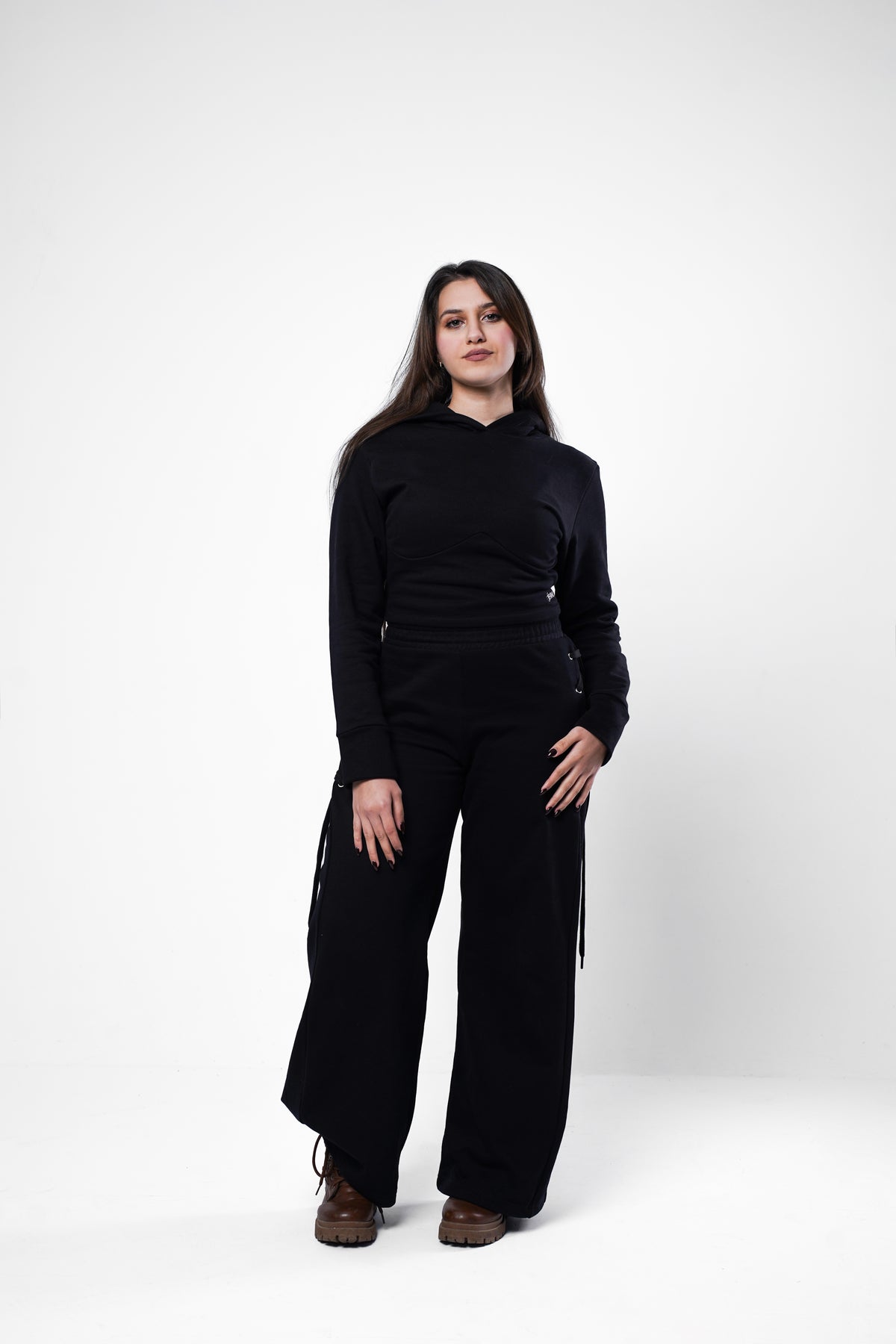 BLACK SET
