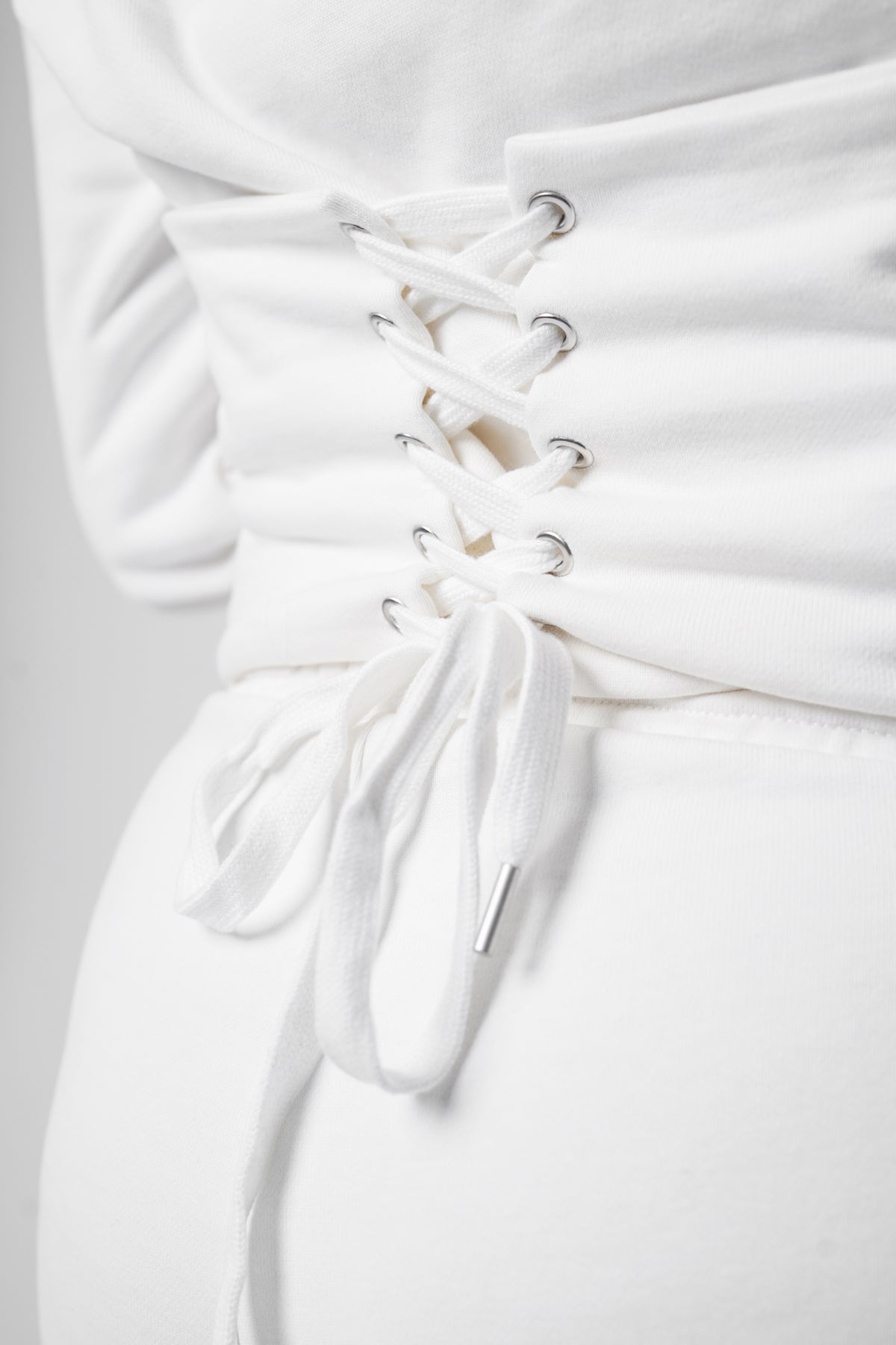 WHITE SET